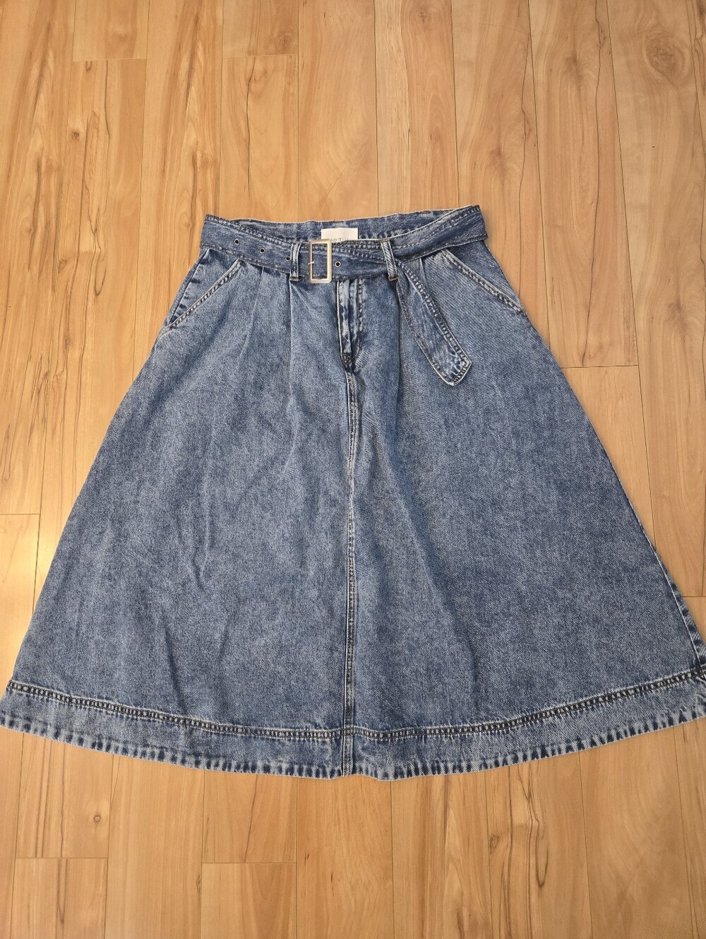 HABITUAL Denim A-line Midi Skirt with Matching Belt Size 12/31 - Picture 3 of 12